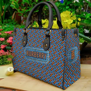 Limited Edition Burberry Leather handbag purse Luxury