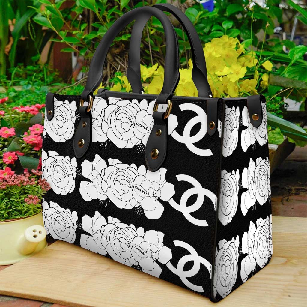 Chanel Women's Leather Handbag -WinGear.shop-CNHB_049