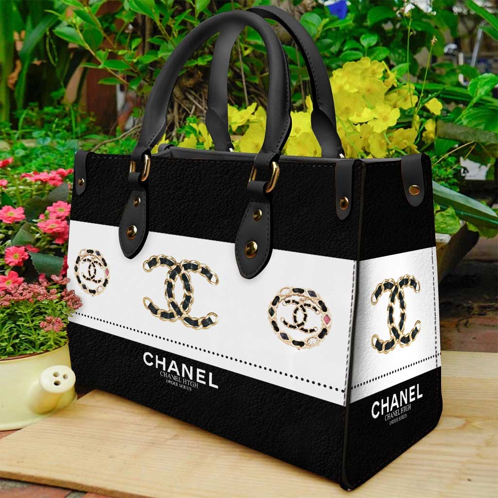 Chanel Women's Leather Handbag -WinGear.shop-CNHB_032