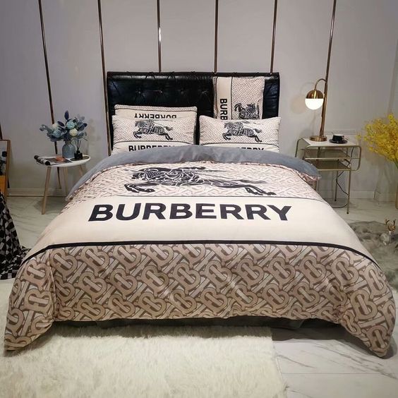 Burberry bedding set -WinGear.shop-BBRBDS08