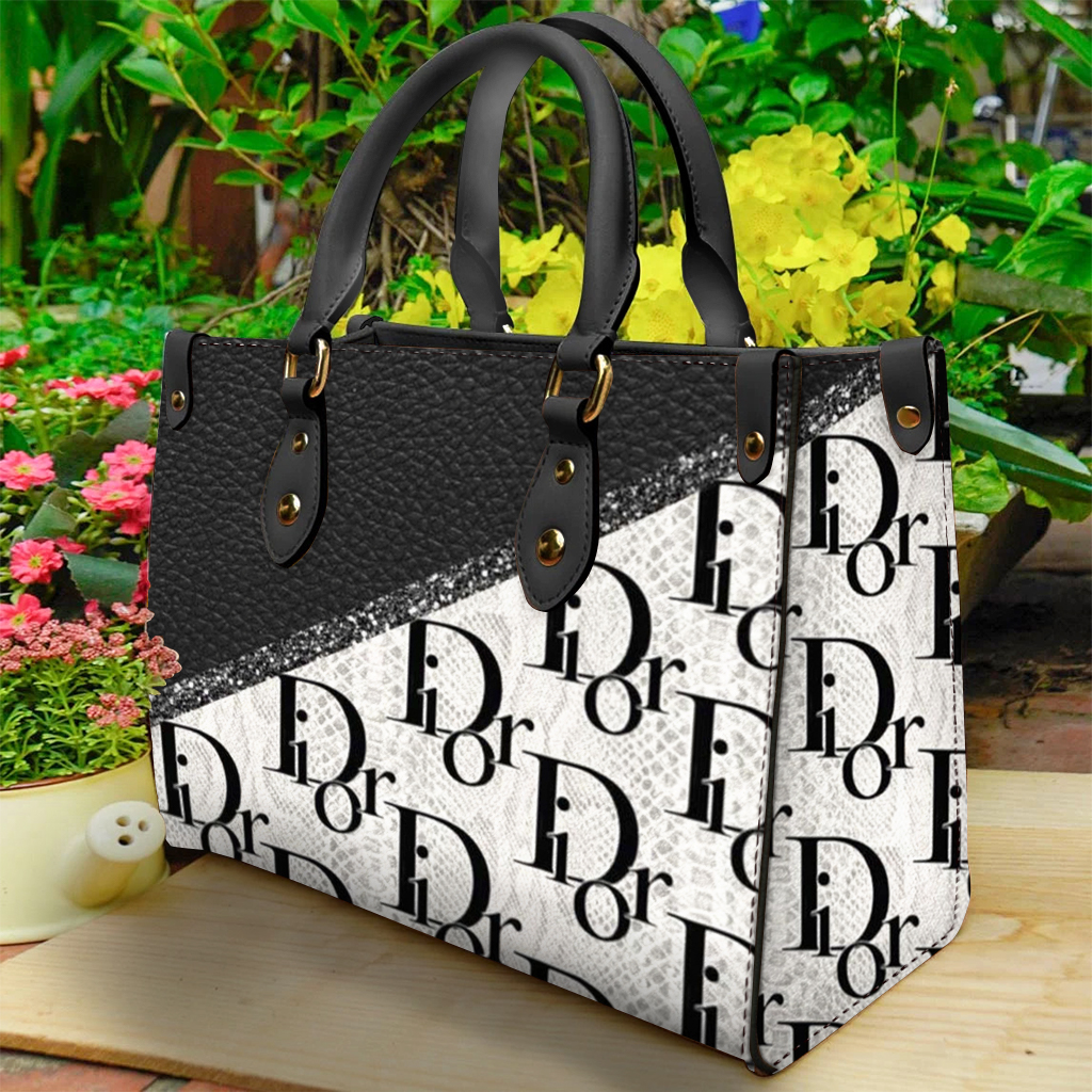 Dior Women's Leather Handbag - WinGear.shop-DOHB_054