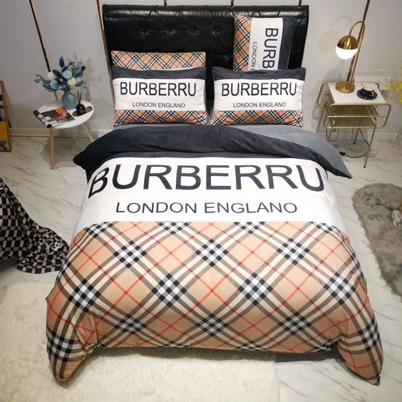Burberry bedding set -WinGear.shop-BBRBDS11