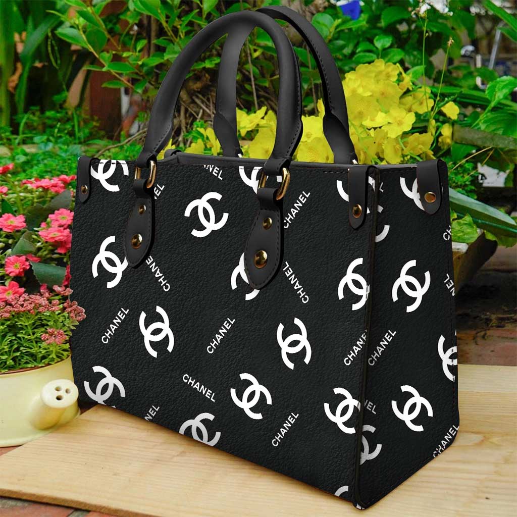 Chanel Women's Leather Handbag -WinGear.shop-CNHB_008