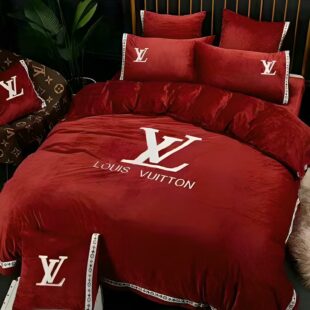Louis Vuitton bedding set -WinGear.shop-LVBDS01