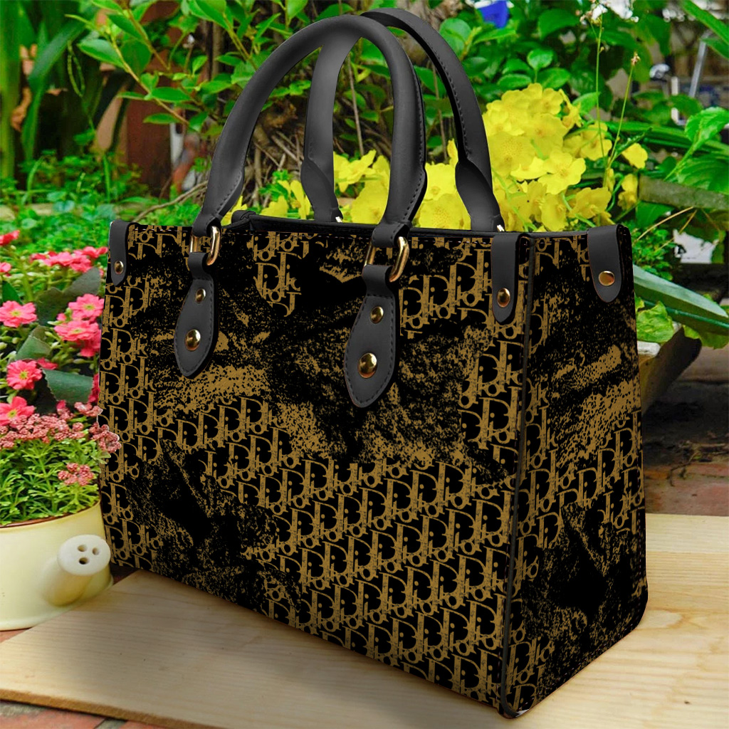 Dior Women's Leather Handbag - WinGear.shop-DOHB_037