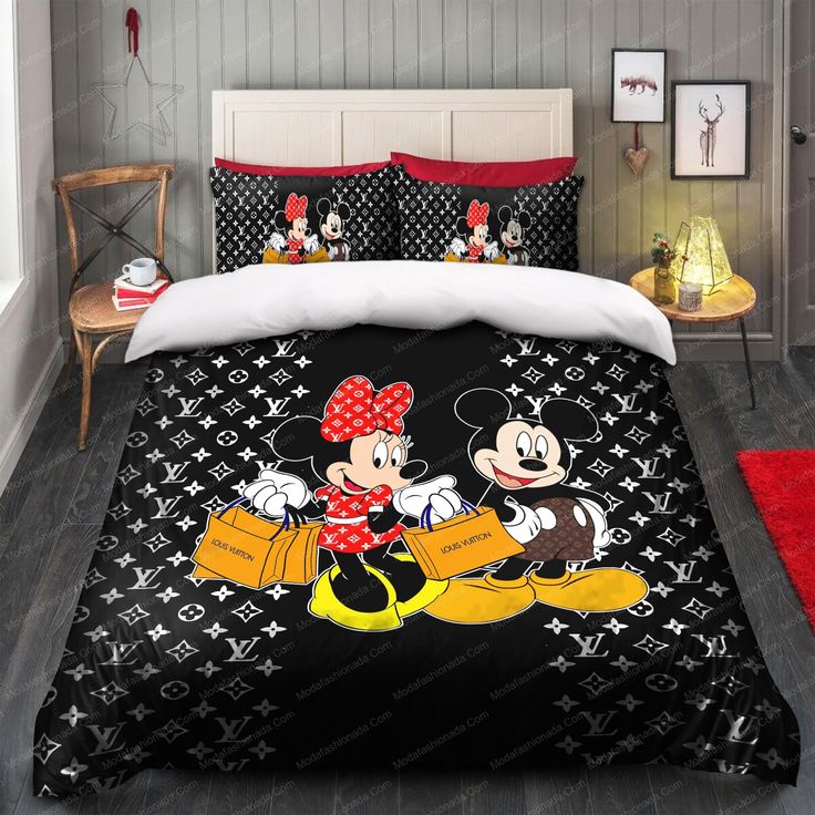 Louis Vuitton bedding set -WinGear.shop-LVBDS143