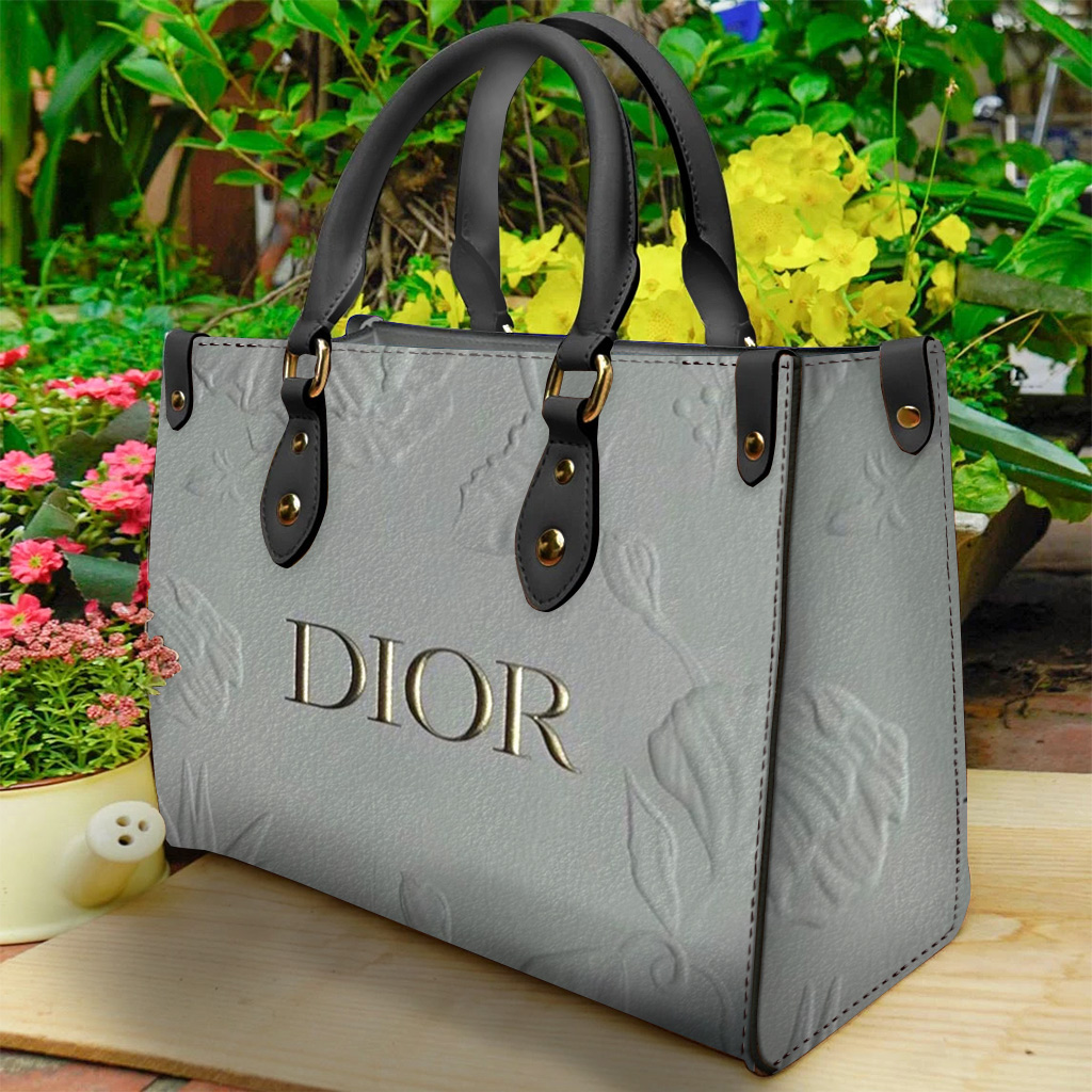 Dior Women's Leather Handbag - WinGear.shop-DOHB_048