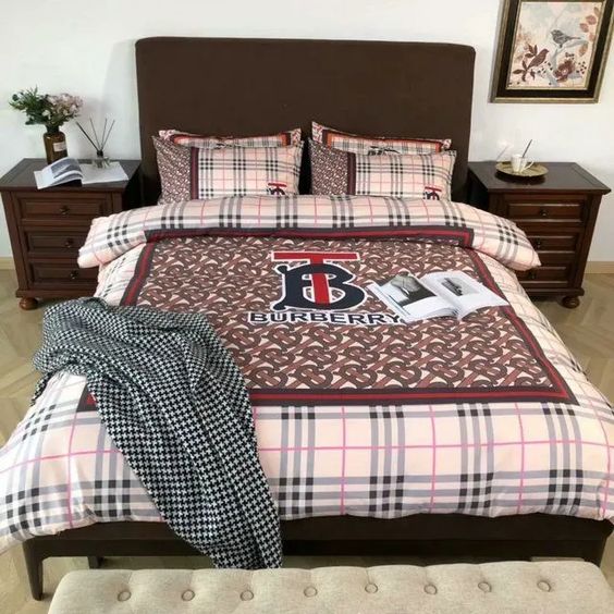 Burberry bedding set -WinGear.shop-BBRBDS27