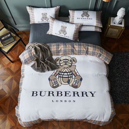 Burberry bedding set -WinGear.shop-BBRBDS22