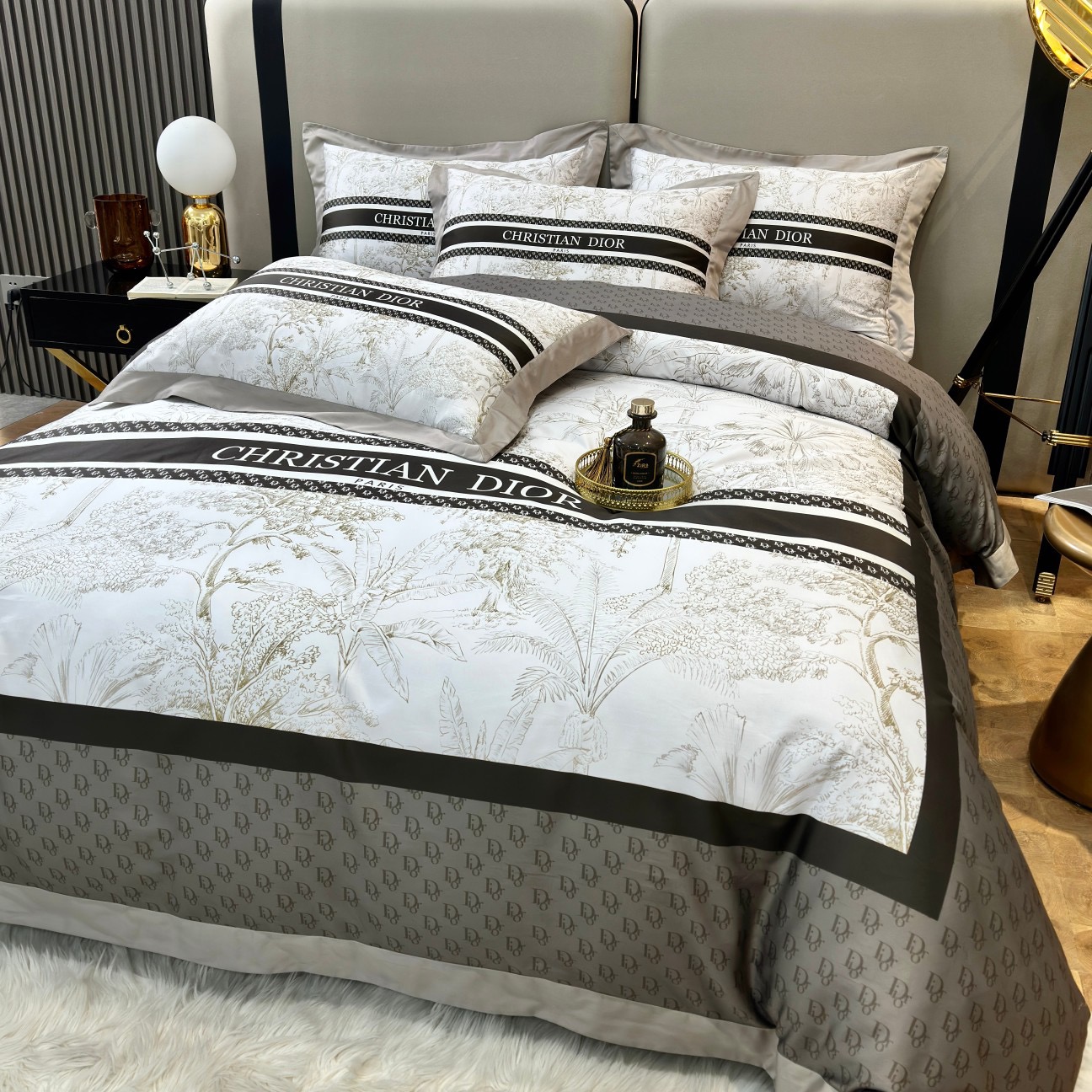 Christian Dior bedding set -WinGear.shop-DOBDS29