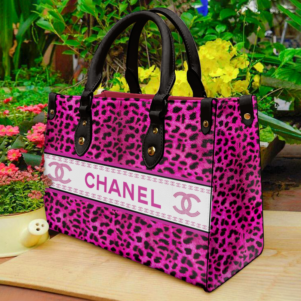 Chanel Women's Leather Handbag -WinGear.shop-CNHB_044