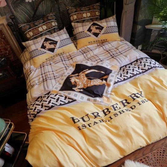 Burberry bedding set -WinGear.shop-BBRBDS40