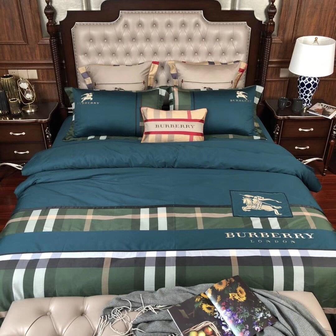 Burberry bedding set -WinGear.shop-BBRBDS51