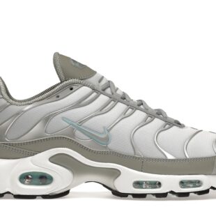 Nike Air Max Plus 'Light Smoke Grey Glacier Ice' CZ7552-002